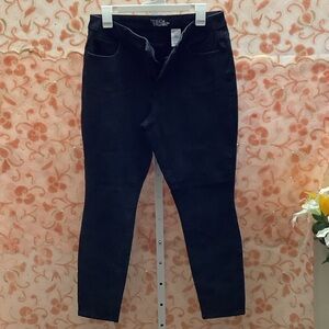 Time and Tru Women's Skinny Jeans - Black